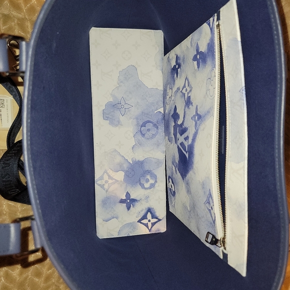 Louis Vuitton Virgil Abloh Watercolor Blue Canvas Giant Monogram Bag & Pouch - Picture 11 of 17